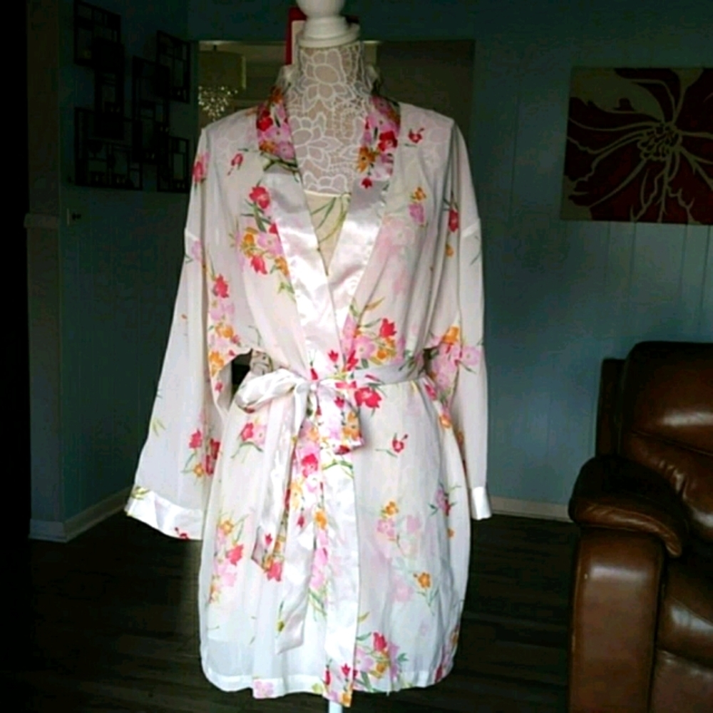 Vintage Evandale sheer floral sleepset